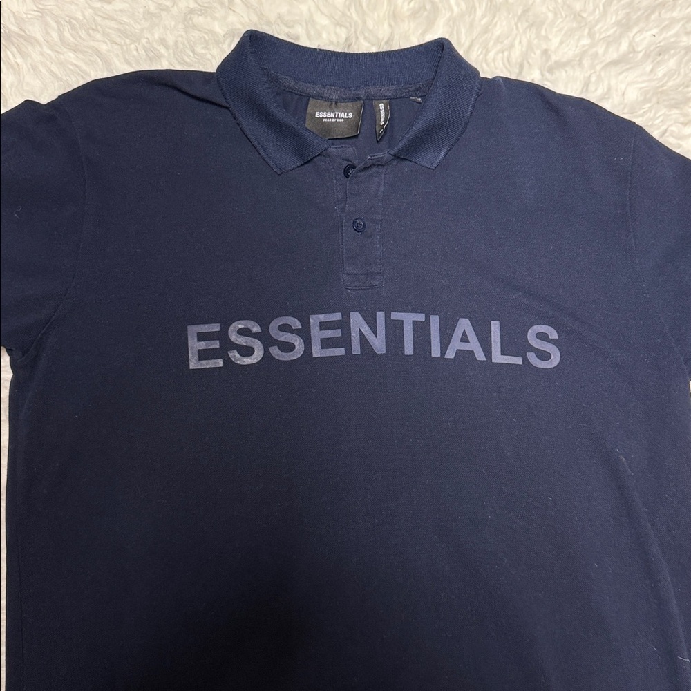 Essentials Polo - Picture 3 of 13